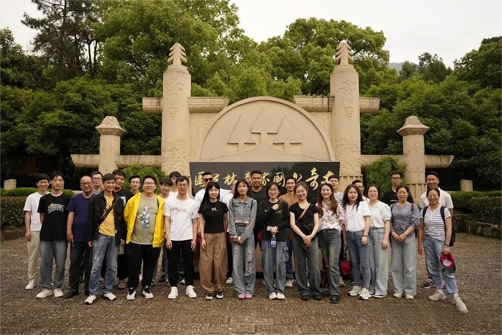 EMC易倍·(中国)体育官方网站-EMC SPORTS